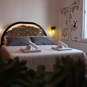 Liotru Maisonne, With En-suite Bathroom And Shared Bathroom Bed & Breakfast Catania
